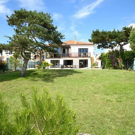 Avec Piscine Chauffee Et Magnifique Vue 鲁瓦扬