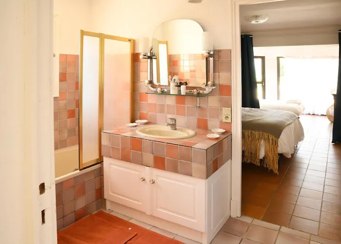 Avec Piscine Chauffee Et Magnifique Vue * 鲁瓦扬