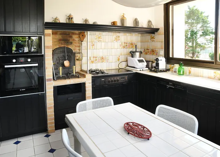 别墅 Avec Piscine Chauffee Et Magnifique Vue *